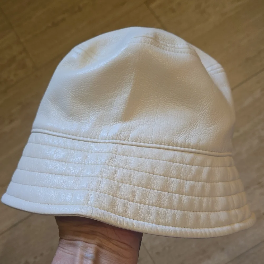 Babaton Light Birch Trendy Bucket Hat - Picture 1 of 6